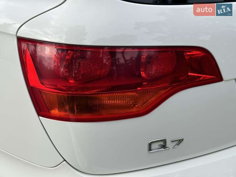 Внедорожник / Кроссовер Audi Q7 2009 в Киеве