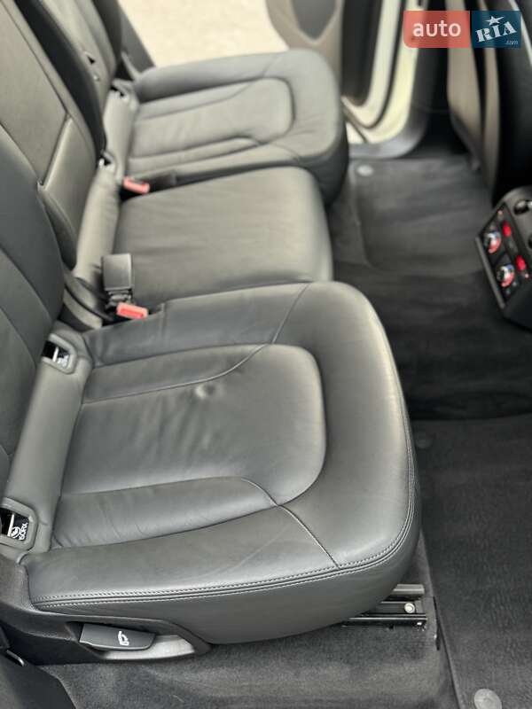 Внедорожник / Кроссовер Audi Q7 2009 в Киеве