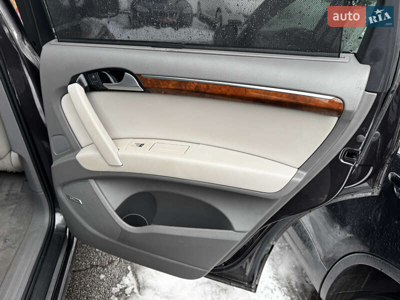 Позашляховик / Кросовер Audi Q7 2015 в Львові фото 13 Позашляховик / Кросовер Audi Q7 2015 в Львові