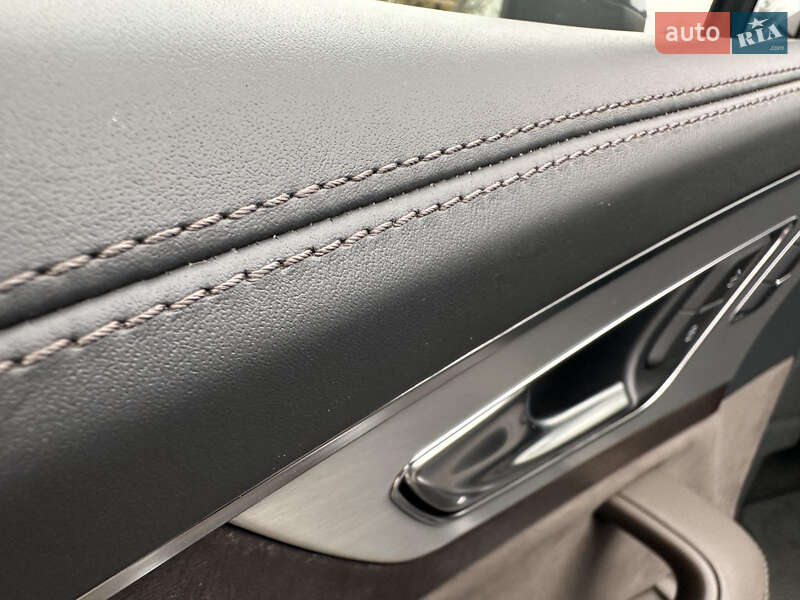 Позашляховик / Кросовер Audi Q7 2016 в Дніпрі