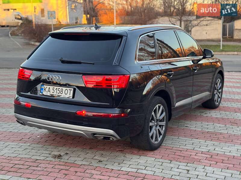 Внедорожник / Кроссовер Audi Q7 2017 в Запорожье