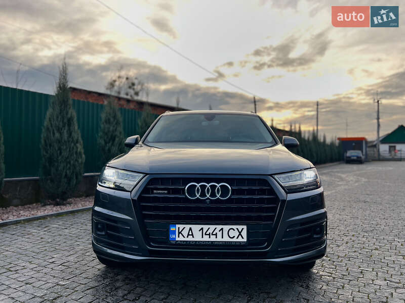 Внедорожник / Кроссовер Audi Q7 2016 в Житомире