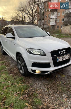 Позашляховик / Кросовер Audi Q7 2013 в Полтаві