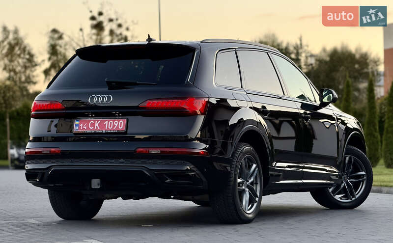 Внедорожник / Кроссовер Audi Q7 2022 в Львове