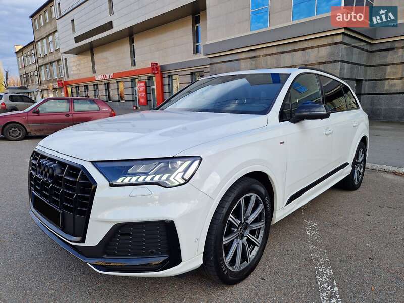 Позашляховик / Кросовер Audi Q7 2023 в Києві
