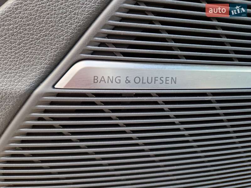 Позашляховик / Кросовер Audi Q7 2023 в Києві