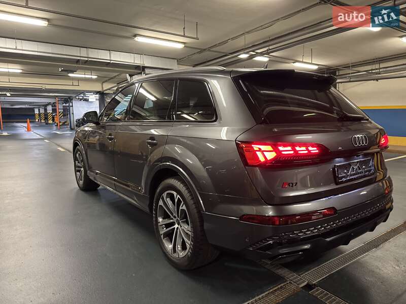 Позашляховик / Кросовер Audi Q7 2024 в Києві фото 5 Позашляховик / Кросовер Audi Q7 2024 в Києві