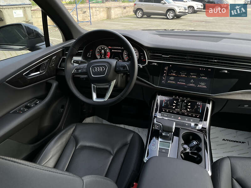 Внедорожник / Кроссовер Audi Q7 2021 в Одессе