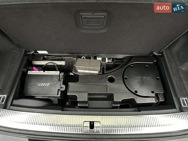 Внедорожник / Кроссовер Audi Q7 2017 в Сарнах