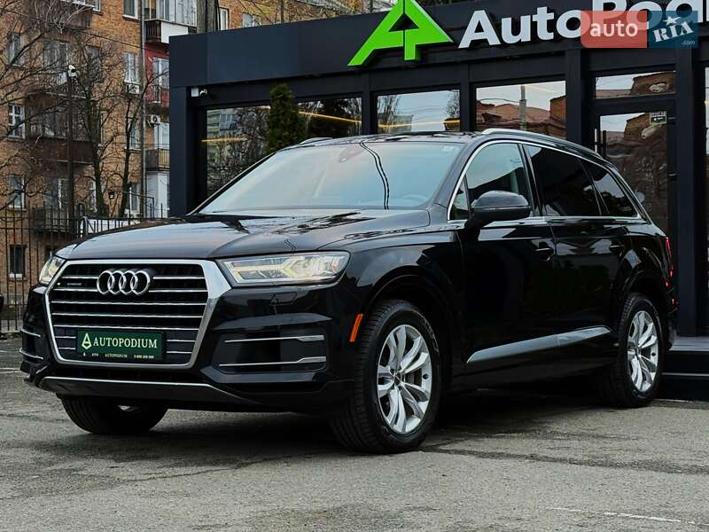 Внедорожник / Кроссовер Audi Q7 2018 в Киеве