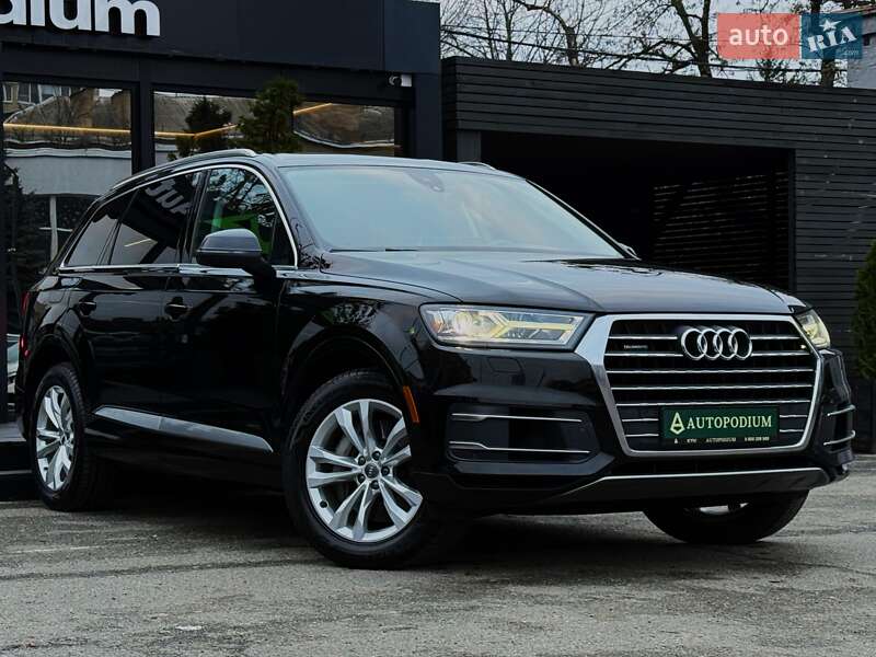 Внедорожник / Кроссовер Audi Q7 2018 в Киеве