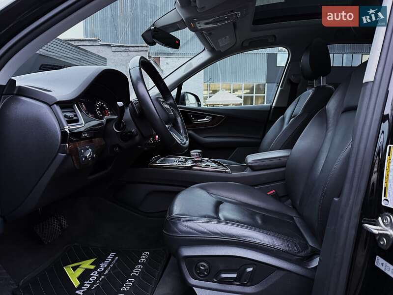 Внедорожник / Кроссовер Audi Q7 2018 в Киеве