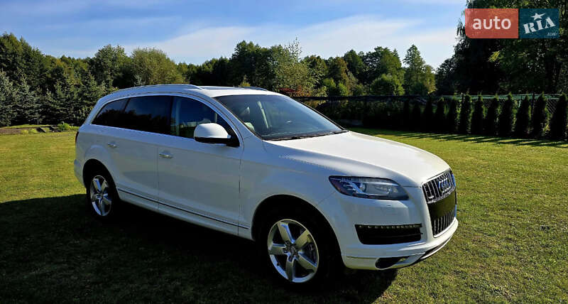 Позашляховик / Кросовер Audi Q7 2015 в Рівному