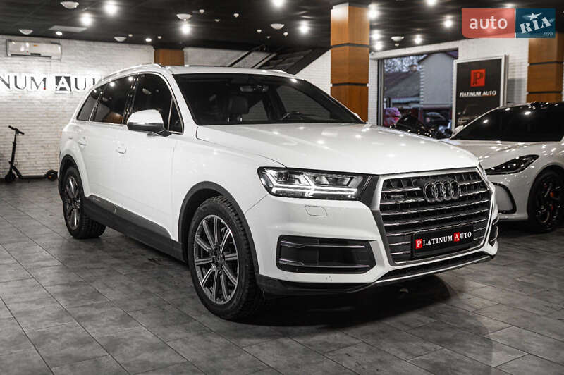 Позашляховик / Кросовер Audi Q7 2017 в Одесі