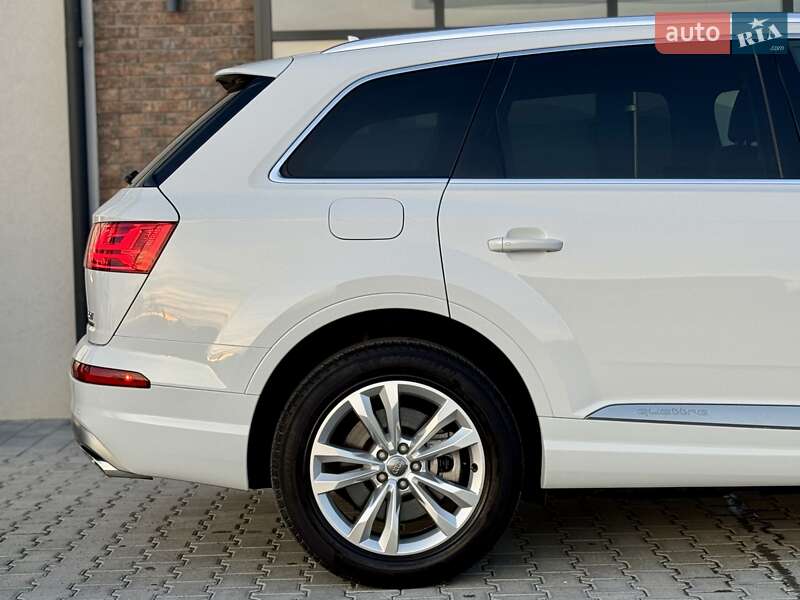 Внедорожник / Кроссовер Audi Q7 2017 в Тернополе фото 30 Внедорожник / Кроссовер Audi Q7 2017 в Тернополе