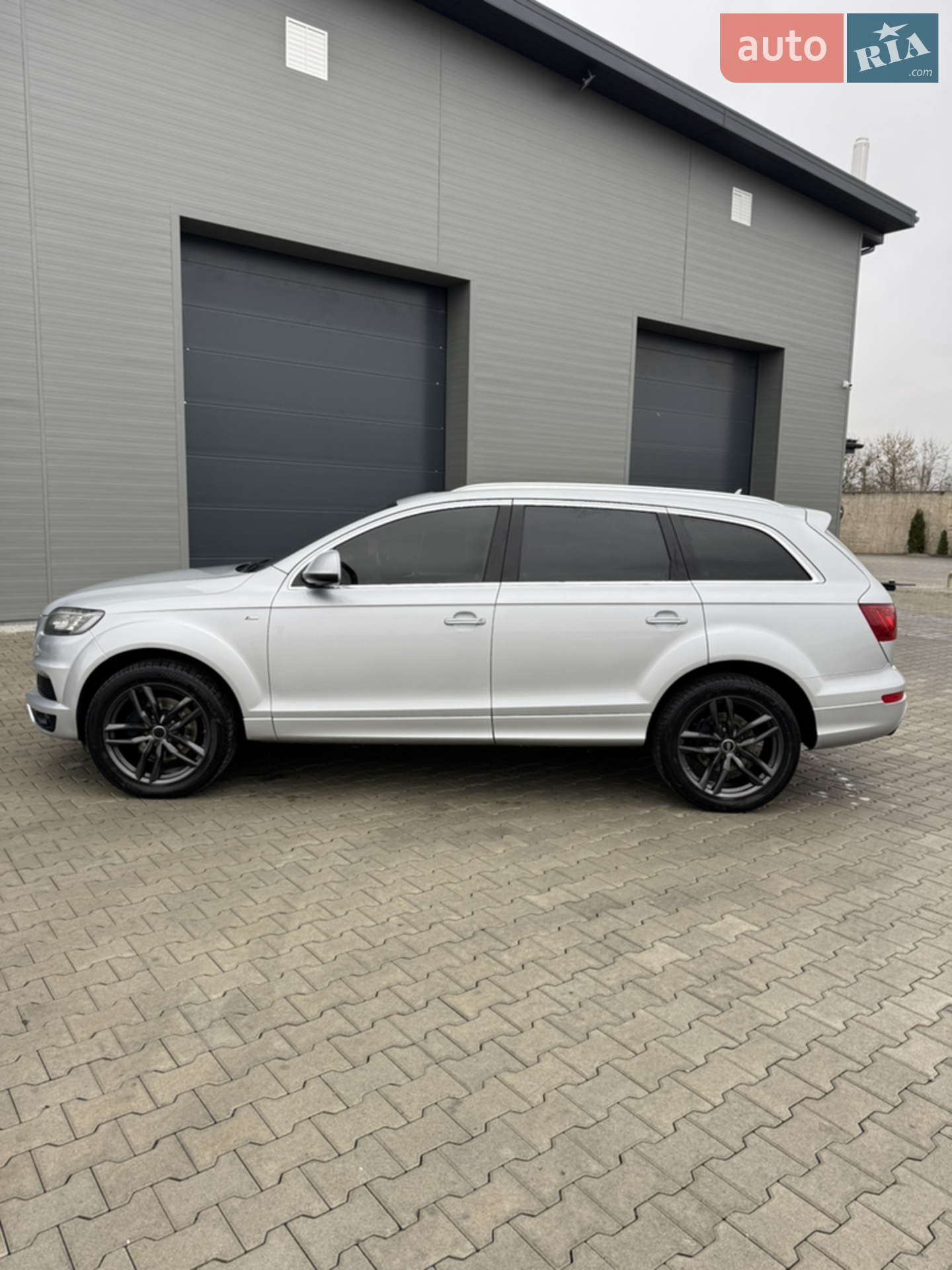 2010 Audi Q7 - мініатюра 2