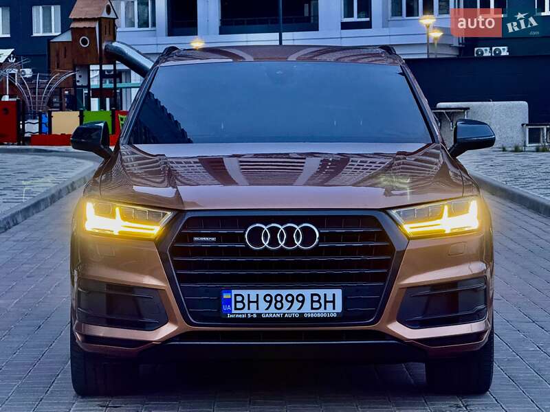 Позашляховик / Кросовер Audi Q7 2017 в Одесі