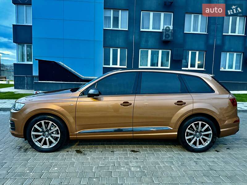 Позашляховик / Кросовер Audi Q7 2017 в Одесі