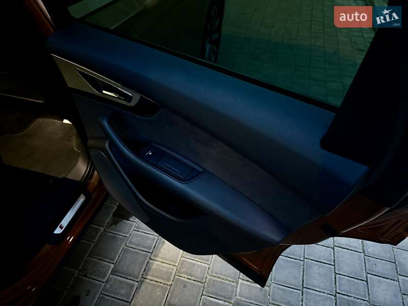 Позашляховик / Кросовер Audi Q7 2017 в Одесі