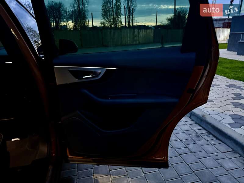 Позашляховик / Кросовер Audi Q7 2017 в Одесі