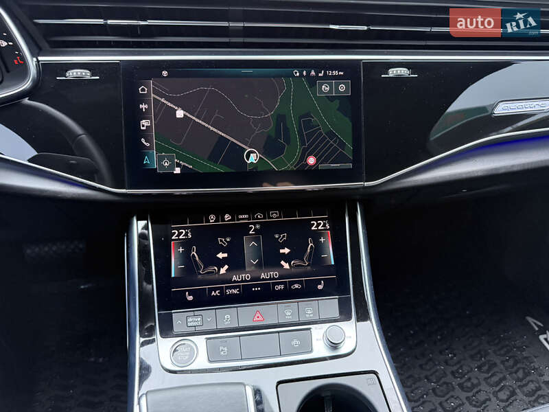 Позашляховик / Кросовер Audi Q7 2023 в Дніпрі