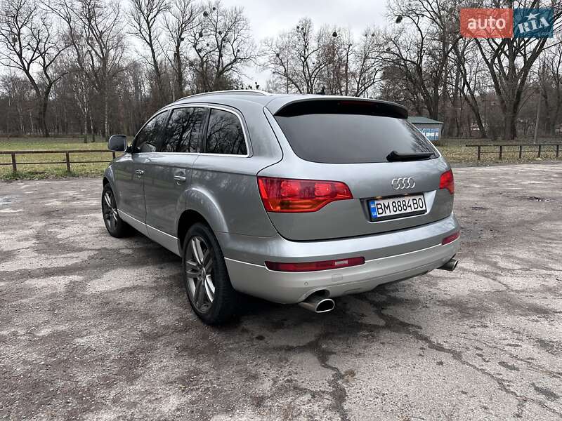 Позашляховик / Кросовер Audi Q7 2006 в Сумах