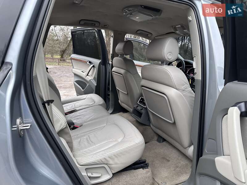 Позашляховик / Кросовер Audi Q7 2006 в Сумах
