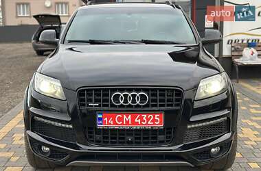 Позашляховик / Кросовер Audi Q7 2015 в Львові