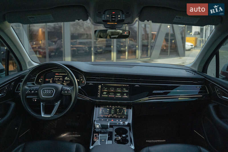 Внедорожник / Кроссовер Audi Q7 2020 в Черновцах