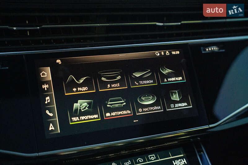 Внедорожник / Кроссовер Audi Q7 2020 в Черновцах