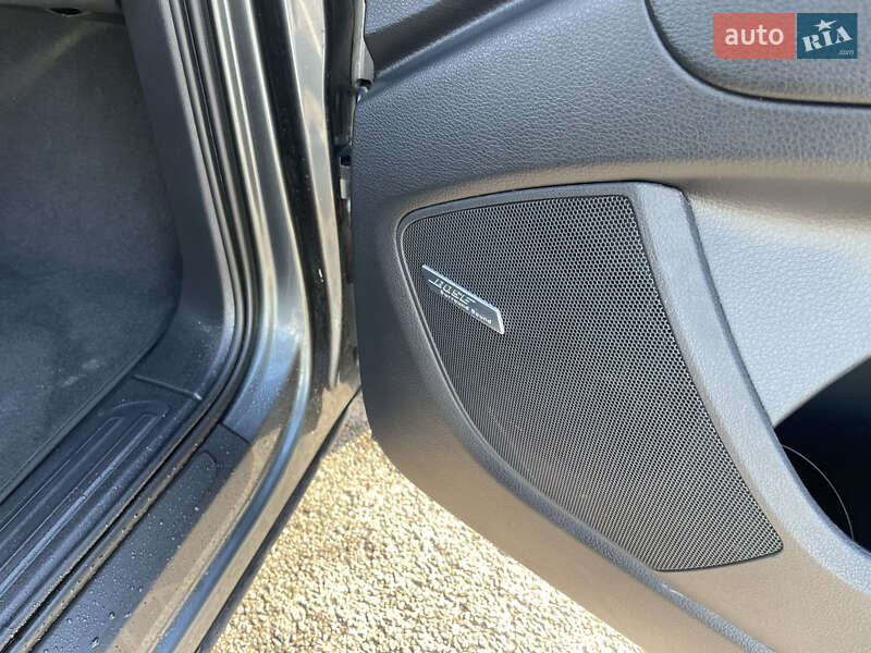 Позашляховик / Кросовер Audi Q7 2015 в Рівному