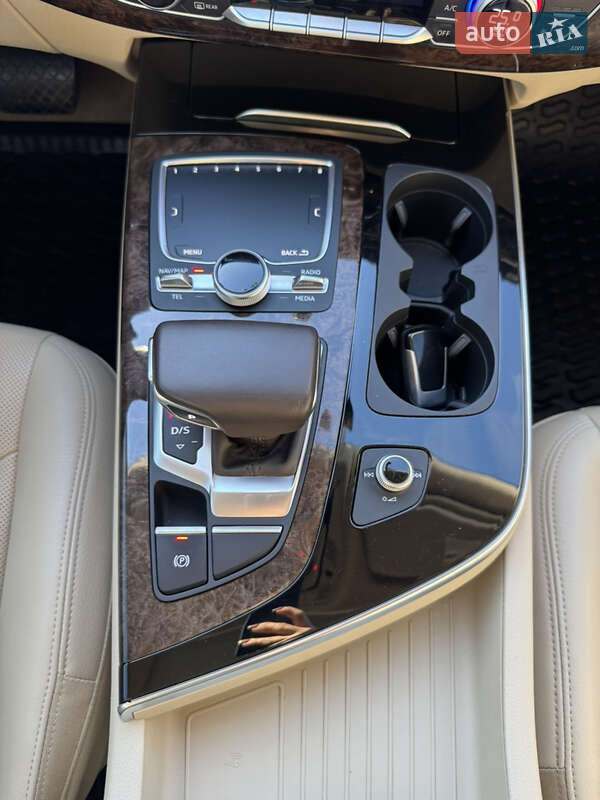 Внедорожник / Кроссовер Audi Q7 2018 в Одессе