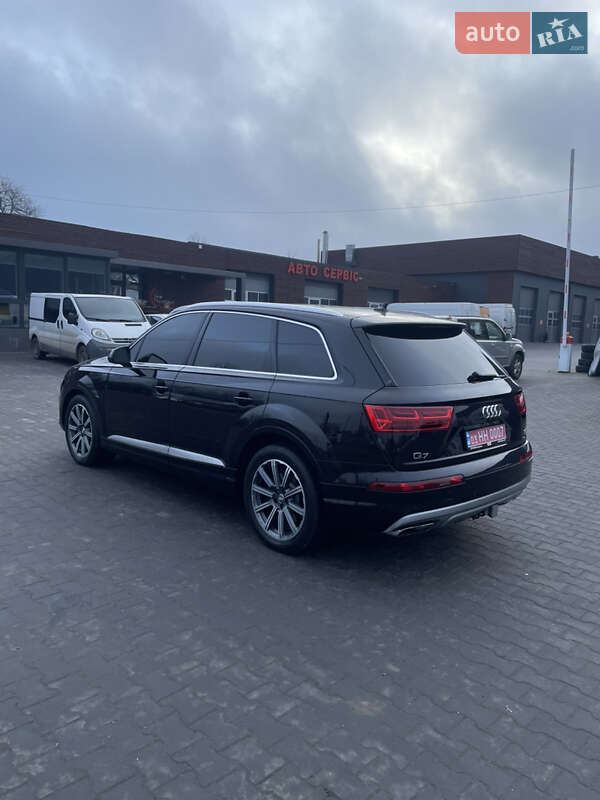 Внедорожник / Кроссовер Audi Q7 2016 в Луцке фото 4 Внедорожник / Кроссовер Audi Q7 2016 в Луцке
