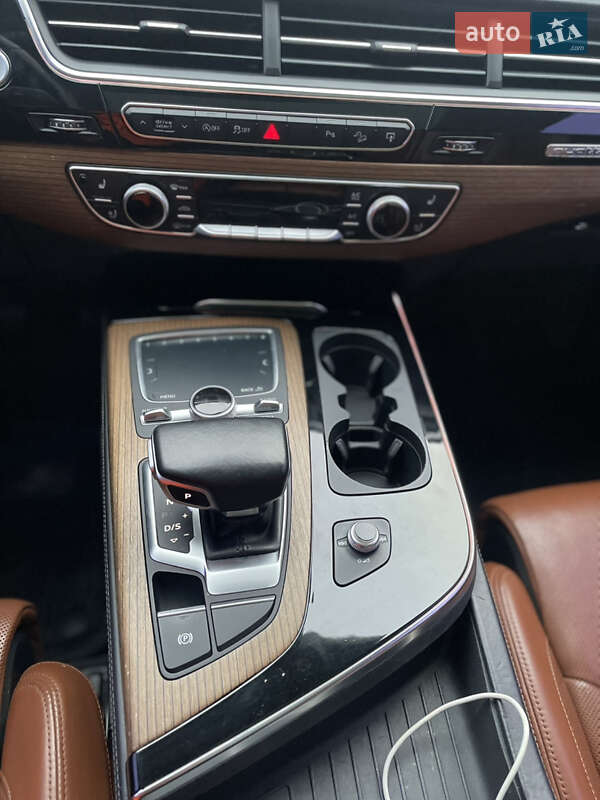 Внедорожник / Кроссовер Audi Q7 2016 в Луцке фото 46 Внедорожник / Кроссовер Audi Q7 2016 в Луцке