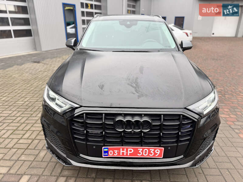 Внедорожник / Кроссовер Audi Q7 2020 в Ровно