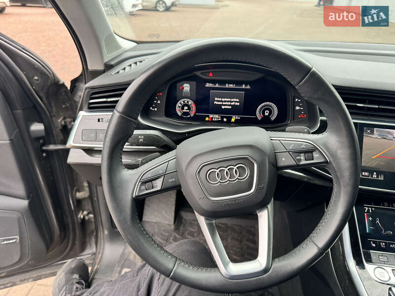 Внедорожник / Кроссовер Audi Q7 2020 в Ровно