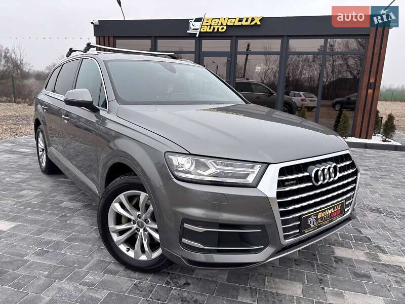 Внедорожник / Кроссовер Audi Q7 2017 в Коломые