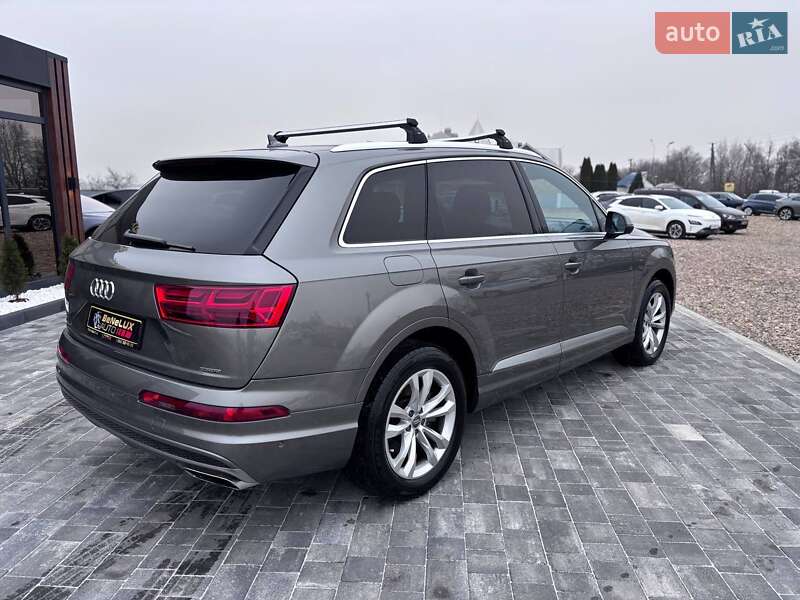 Внедорожник / Кроссовер Audi Q7 2017 в Коломые
