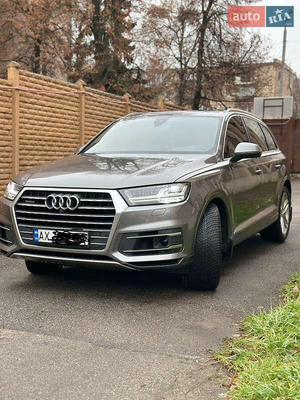 Audi Q7 2017