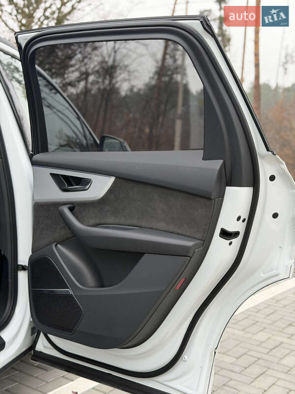Внедорожник / Кроссовер Audi Q7 2021 в Киеве фото 51 Внедорожник / Кроссовер Audi Q7 2021 в Киеве