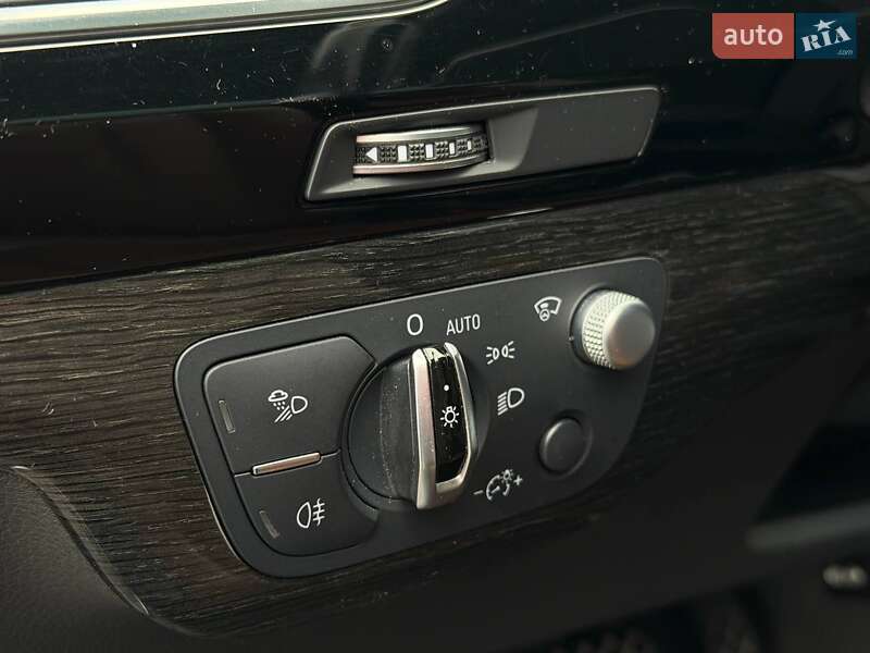 Позашляховик / Кросовер Audi Q7 2016 в Харкові