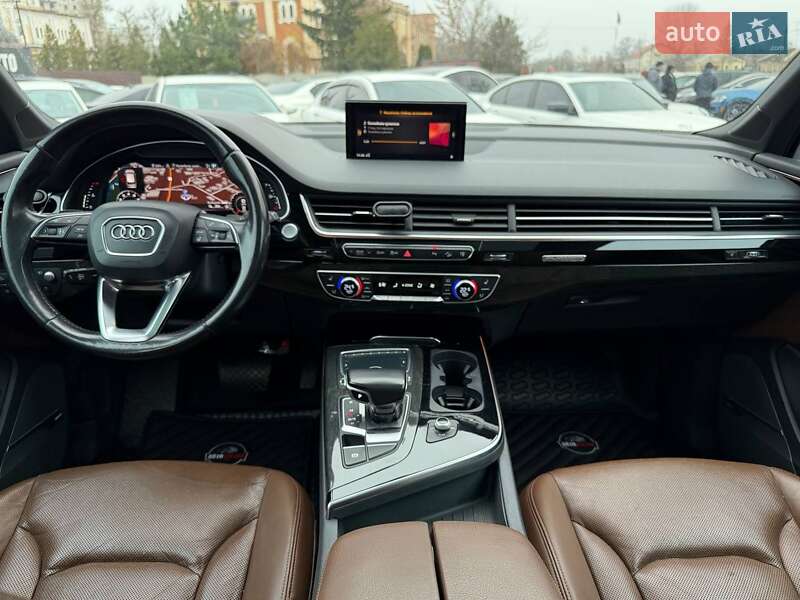 Позашляховик / Кросовер Audi Q7 2016 в Харкові