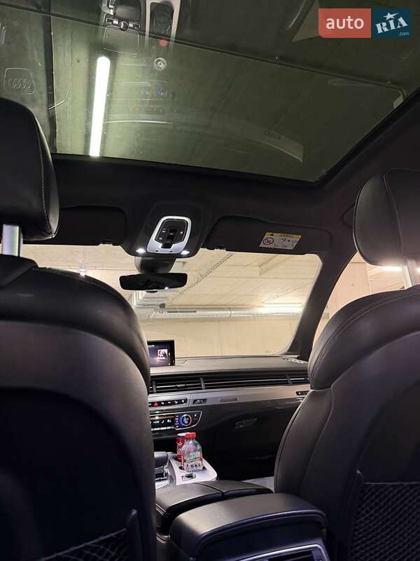 Внедорожник / Кроссовер Audi Q7 2017 в Киеве