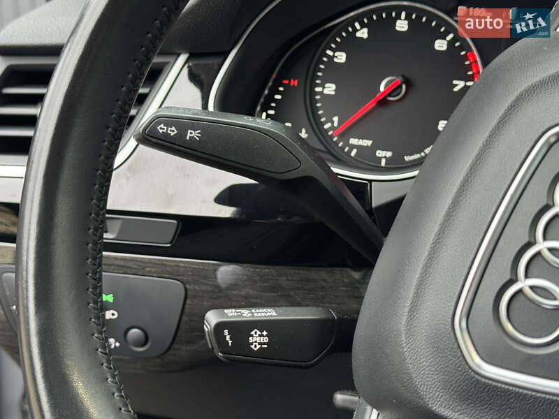 Позашляховик / Кросовер Audi Q7 2015 в Стрию