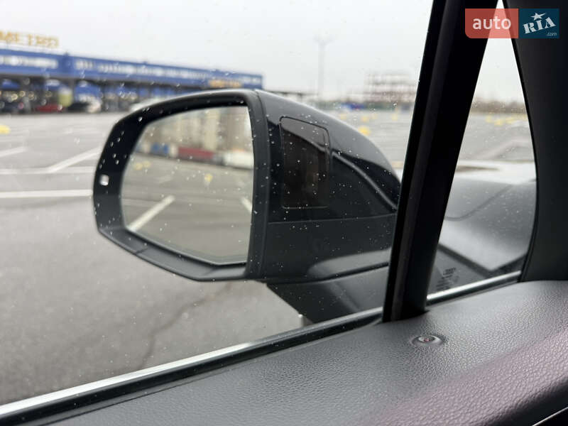 Позашляховик / Кросовер Audi Q7 2017 в Києві фото 30 Позашляховик / Кросовер Audi Q7 2017 в Києві