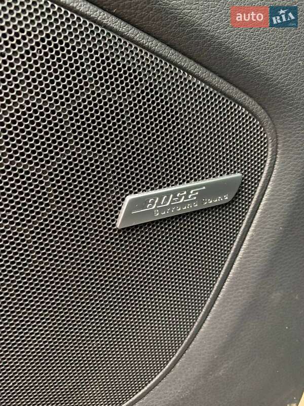 Позашляховик / Кросовер Audi Q7 2014 в Рівному