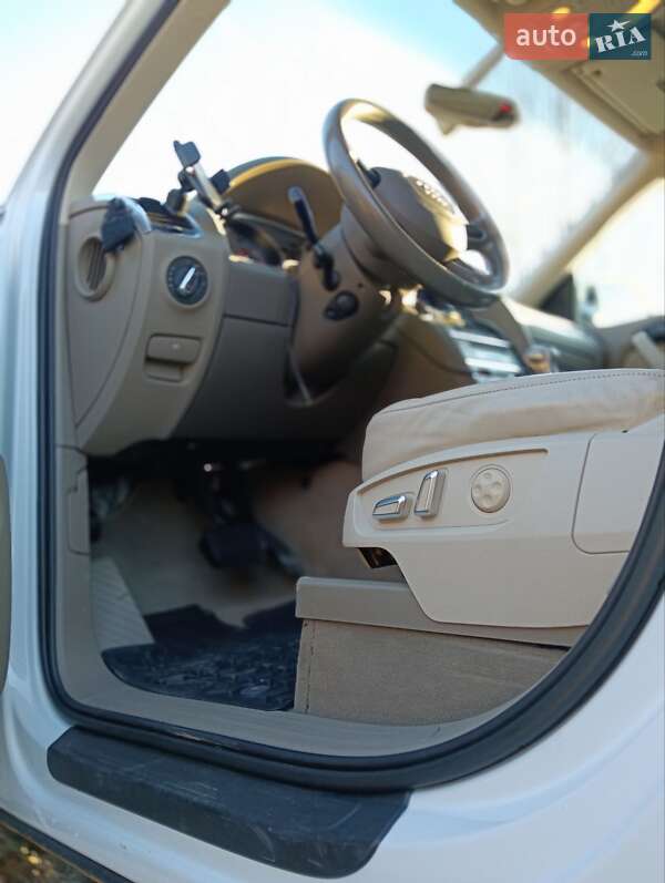 Внедорожник / Кроссовер Audi Q7 2015 в Ужгороде фото 15 Внедорожник / Кроссовер Audi Q7 2015 в Ужгороде