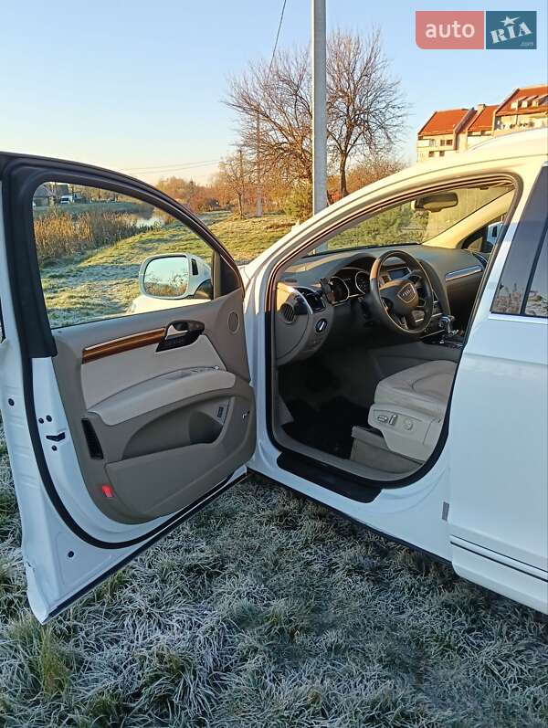 Внедорожник / Кроссовер Audi Q7 2015 в Ужгороде фото 17 Внедорожник / Кроссовер Audi Q7 2015 в Ужгороде