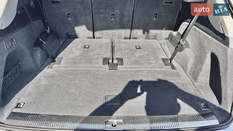 Внедорожник / Кроссовер Audi Q7 2022 в Тернополе