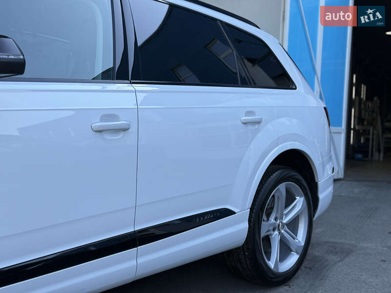 Внедорожник / Кроссовер Audi Q7 2018 в Львове